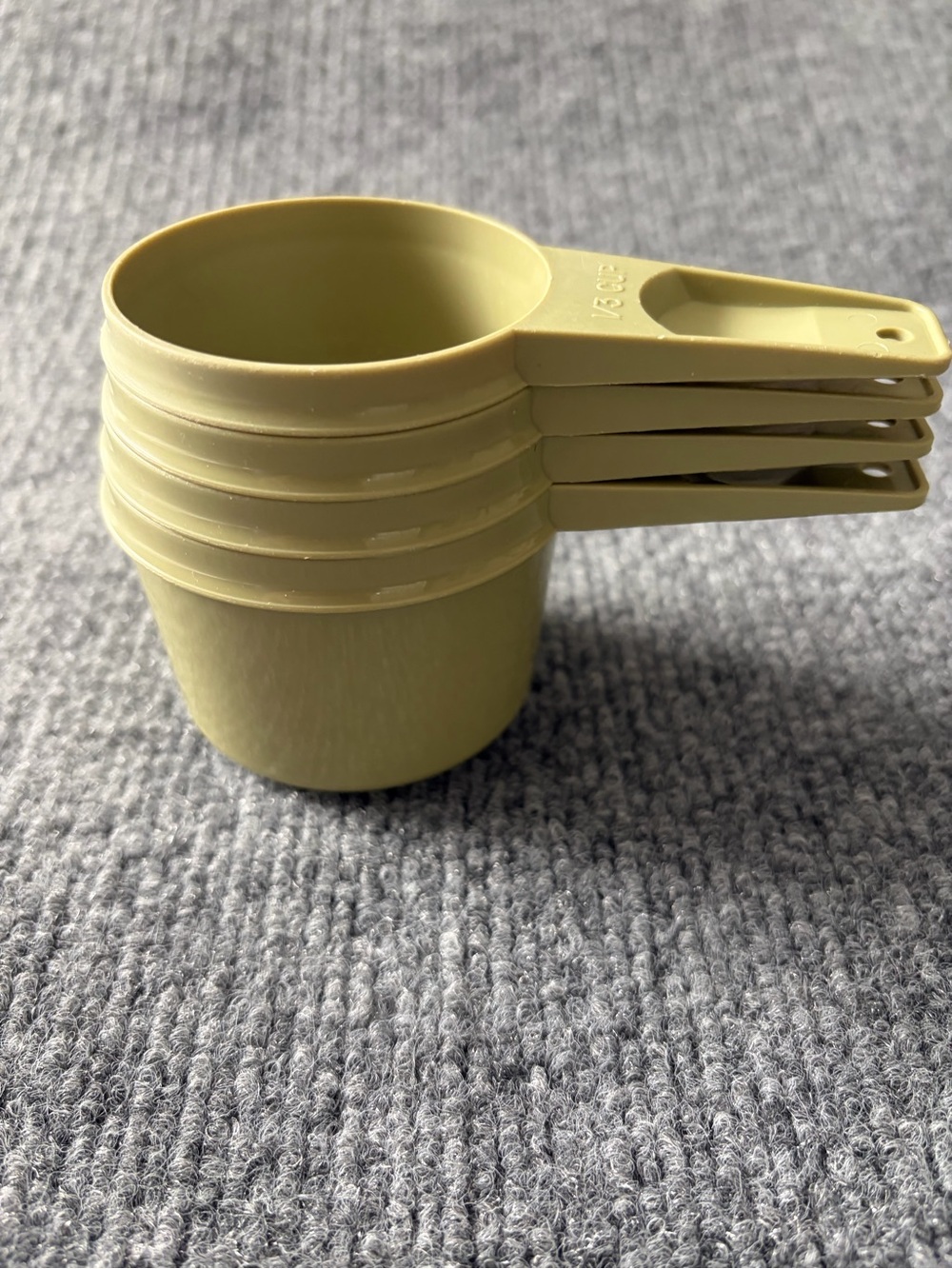 Tupperware Olive Green Nesting Measuring Cups Set